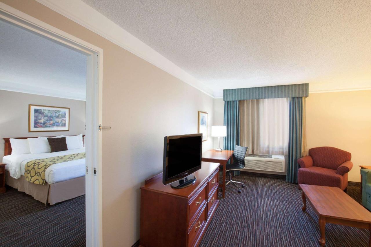 Baymont By Wyndham Texarkana Ngoại thất bức ảnh