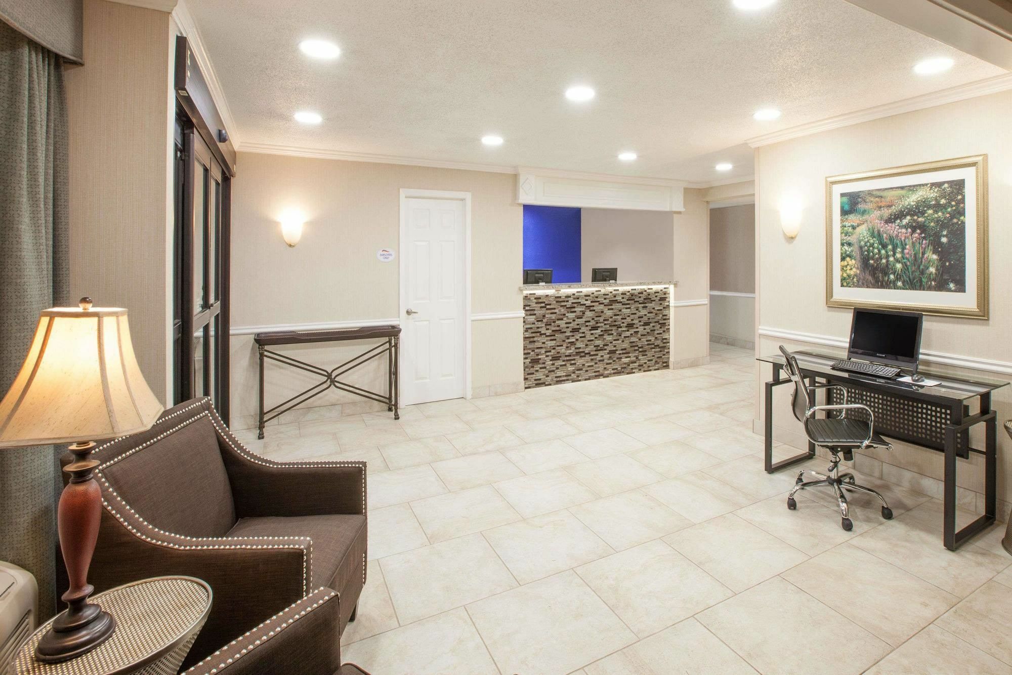 Baymont By Wyndham Texarkana Ngoại thất bức ảnh