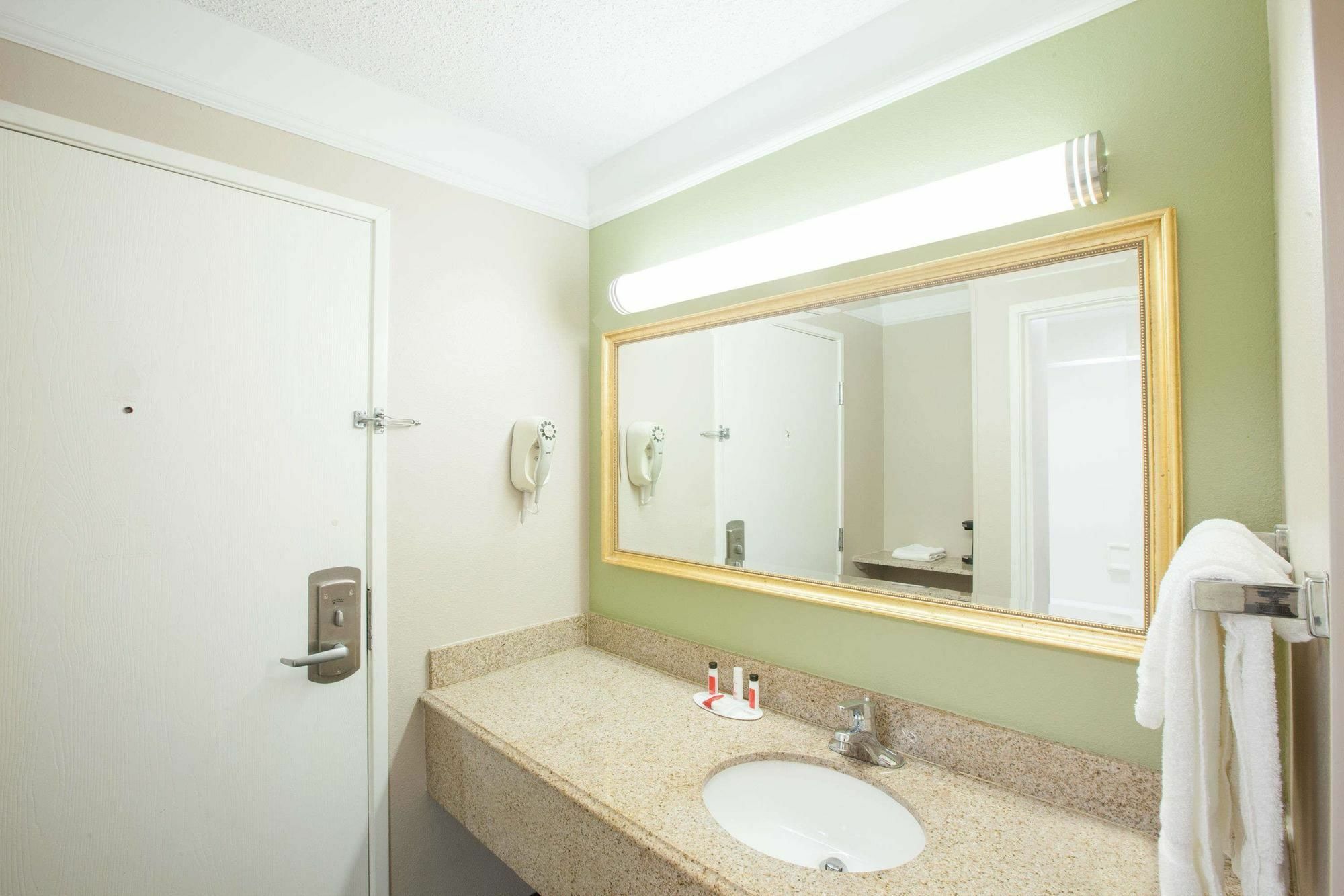 Baymont By Wyndham Texarkana Ngoại thất bức ảnh